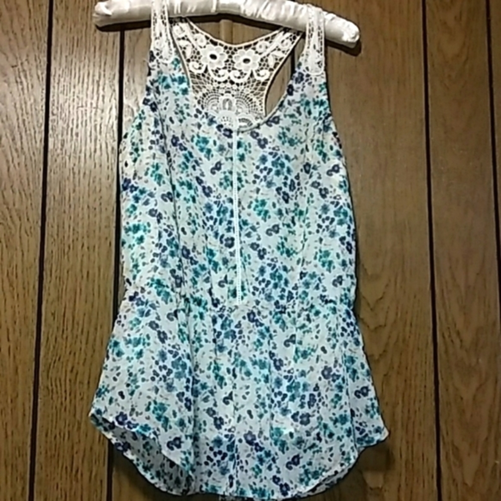 LC Lauren Conrad Camisole Top  Water-colored Flower Detail Print Lace Back S